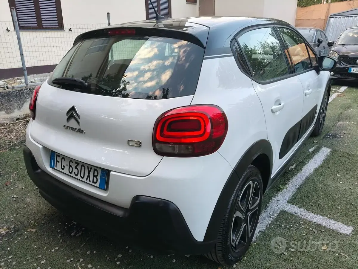 Usata Citroën C3 Shine 75 CV (55 kW) 2017 Bianco Berlina