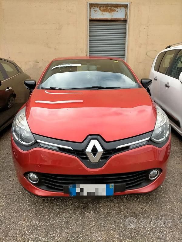 Usata Renault Clio IV 75 CV (55 kW) 2013 Rosso Berlina