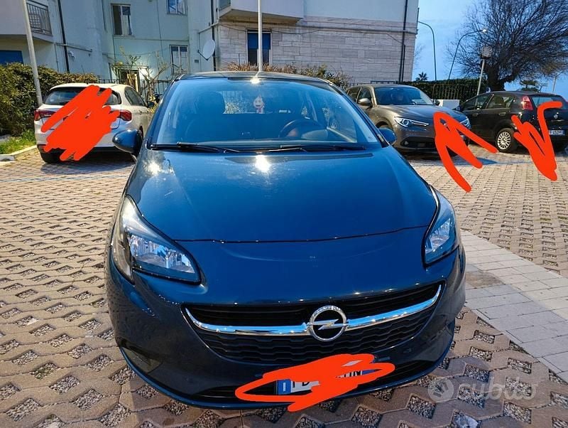 Usata Opel Corsa 2015 Blu Utilitaria