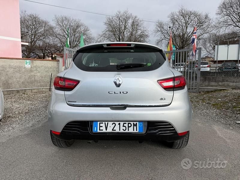 Usata Renault Clio IV 90 CV (66 kW) 2014 Grigio Berlina