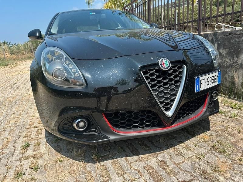 Usata Alfa Romeo Giulietta Super 120 CV (88 kW) 2018 Nero Utilitaria