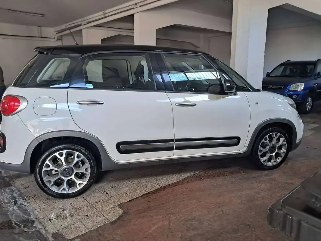 Usata Fiat 500L Trekking 133 CV (97 kW) 2017 Bianco Monovolume