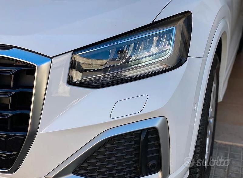 Bianco Usata 2021 Audi Q2 Advanced SUV | 22.000 € (Buon prezzo) - Immagine 1/4