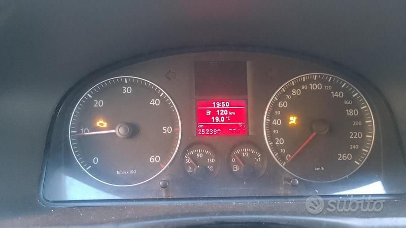 Usata VW Touran 101 CV (74 kW) 2004 Grigio Monovolume