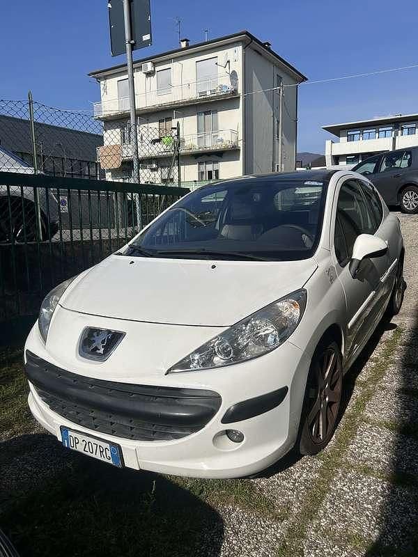 Usata Peugeot 207 109 CV (80 kW) 2008 Berlina