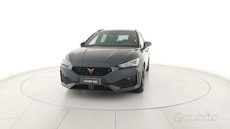 Usata Cupra Leon 150 CV (110 kW) 2023 Grigio Station wagon