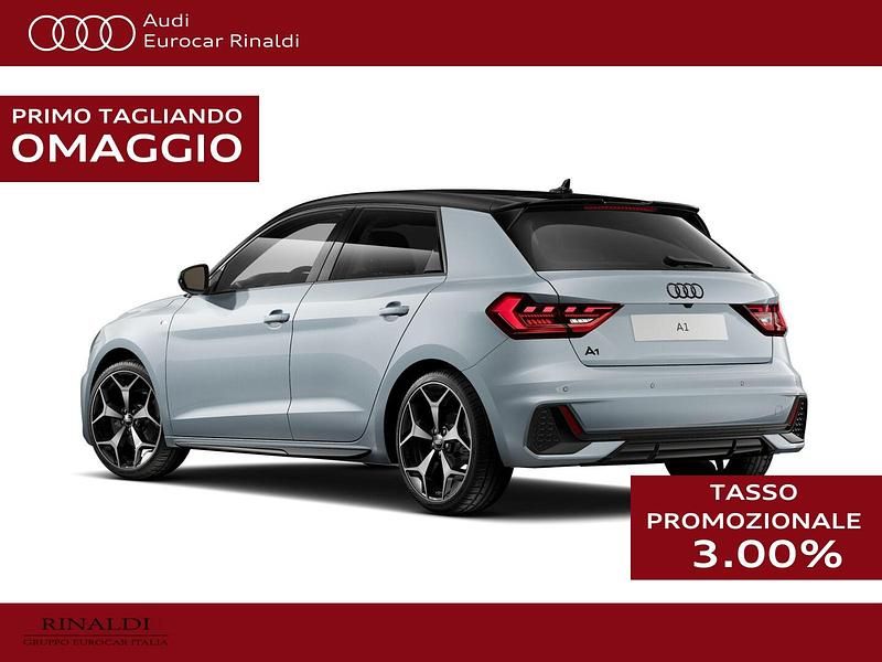 Nuova Audi A1 Sportback Comfort 116 CV (85 kW) 2026 Rosso progressivo metallizzato nero mito Utilitaria