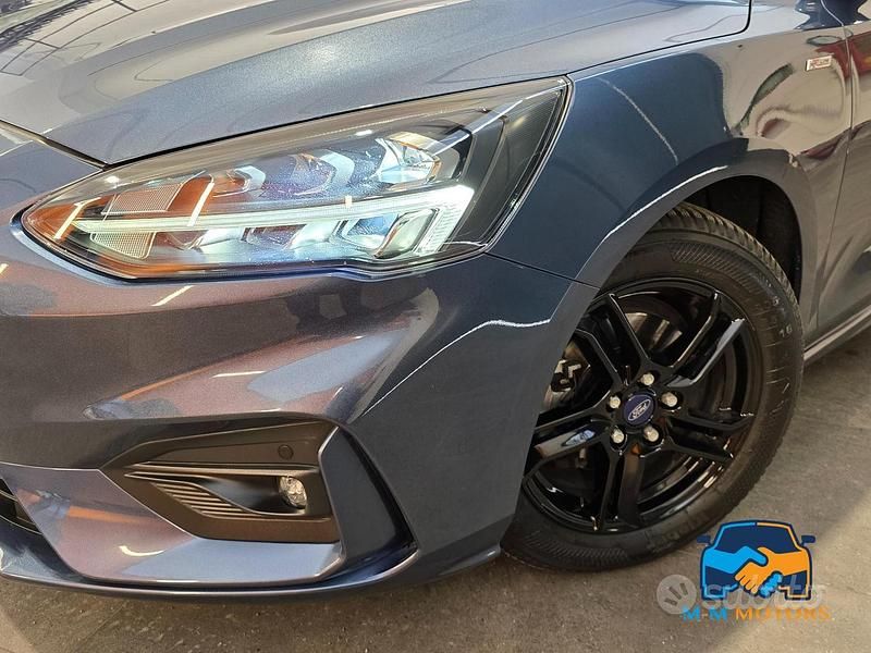 Usata Ford Focus ST-Line 125 CV (91 kW) 2019 Blu desert Berlina