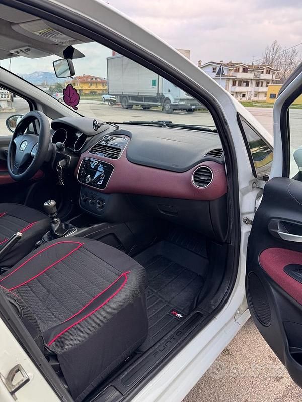 Usata Fiat Punto Evo Active 2011 Bianco Utilitaria