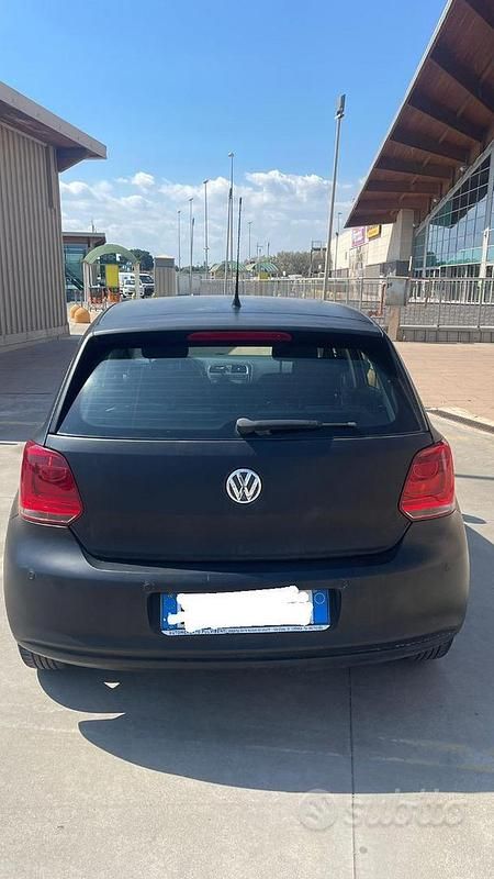 Usata VW Polo 75 CV (55 kW) 2013 Nero Berlina