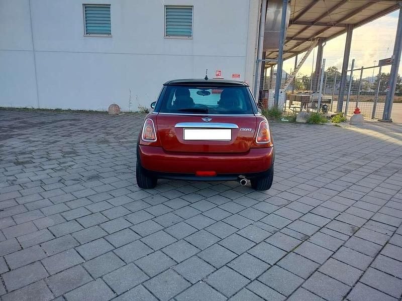 Usata Mini Cooper D Chili 109 CV (80 kW) 2008 Rosso Utilitaria