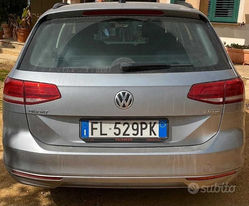 Usata VW Passat Business 150 CV (110 kW) 2017 Grigio Station wagon