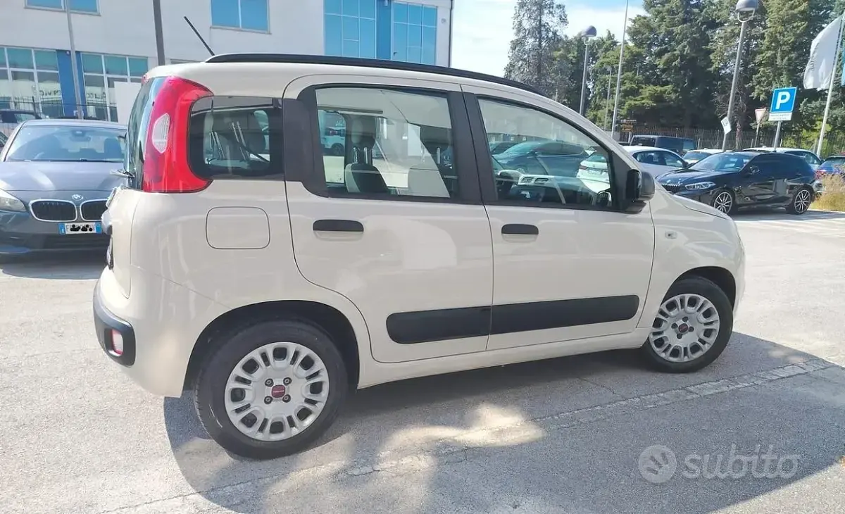 Usata Fiat Panda 75 CV (55 kW) 2014 Beige Utilitaria