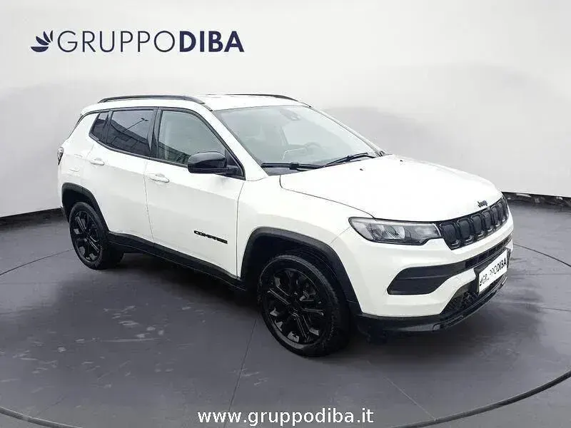 Usata Jeep Compass Night Eagle 131 CV (96 kW) 2024 Bianco SUV