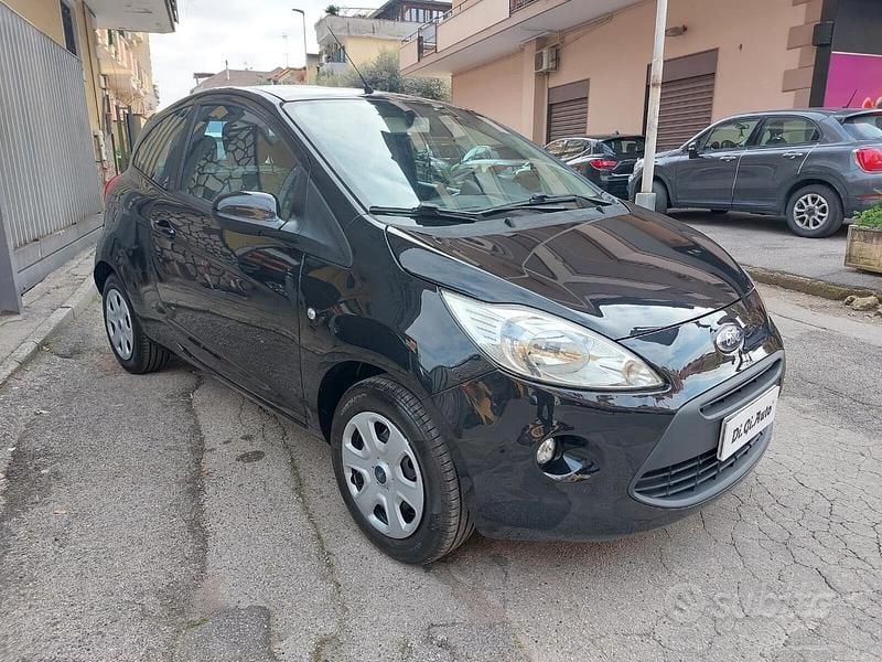 Usata Ford Ka Titanium 69 CV (50 kW) 2013 Nero Utilitaria