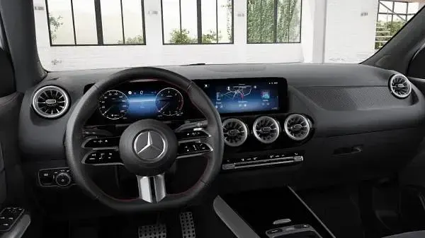 Nuova Mercedes GLA180 116 CV (85 kW) 2026 Bianco polare SUV