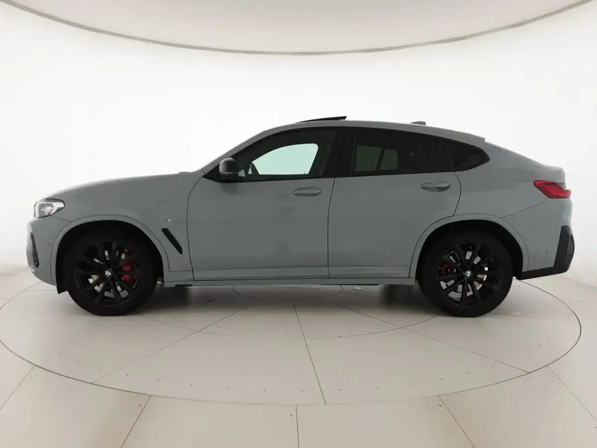 Usata BMW X4 M Sport 190 CV (139 kW) 2023 Grigio SUV