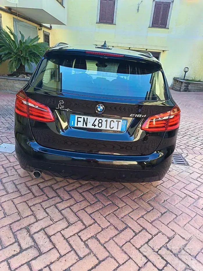 Usata BMW 218 150 CV (110 kW) 2016 Nero Monovolume