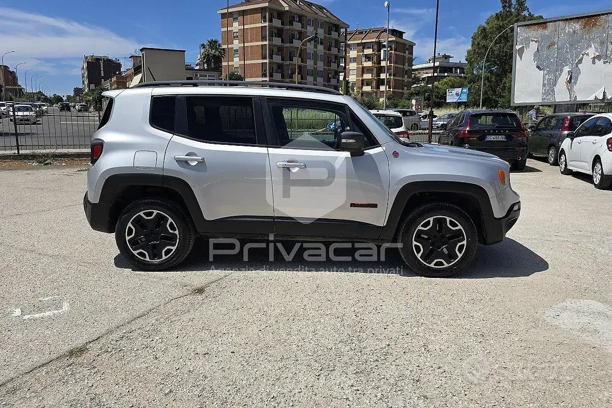 Usata Jeep Renegade Trailhawk 170 CV (125 kW) 2015 Grigio SUV