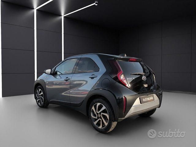 Nuova Toyota Aygo X Trend 72 CV (52 kW) 2025 Grigio(met.) SUV