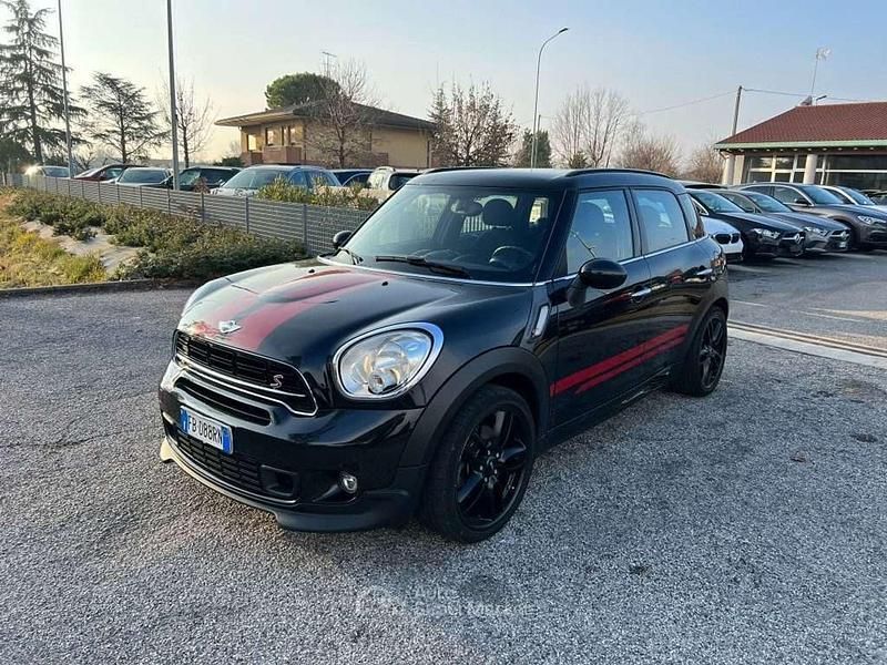 Usata Mini Cooper 190 CV (139 kW) 2015 Nero Utilitaria
