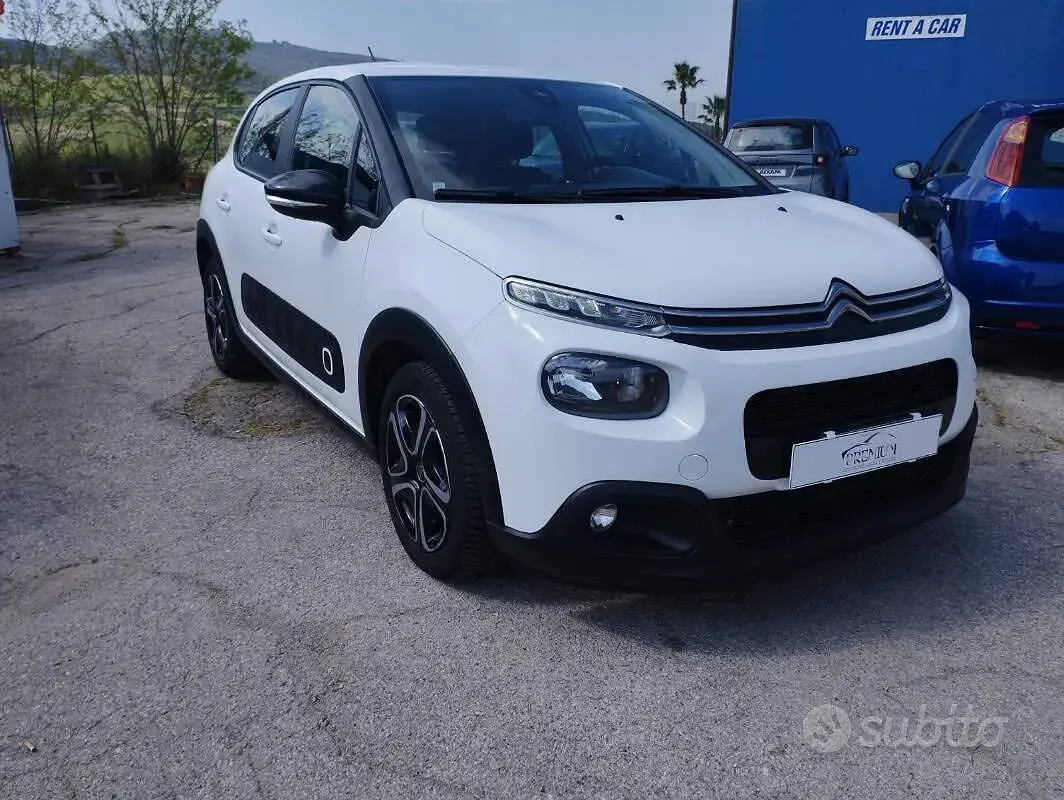 Usata Citroën C3 Feel 100 CV (73 kW) 2019 Bianco Utilitaria