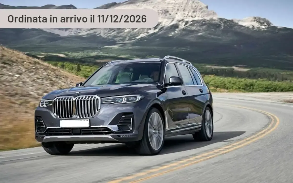 Usata BMW X7 Efficient Dynamics 352 CV (258 kW) 2024 Argento SUV