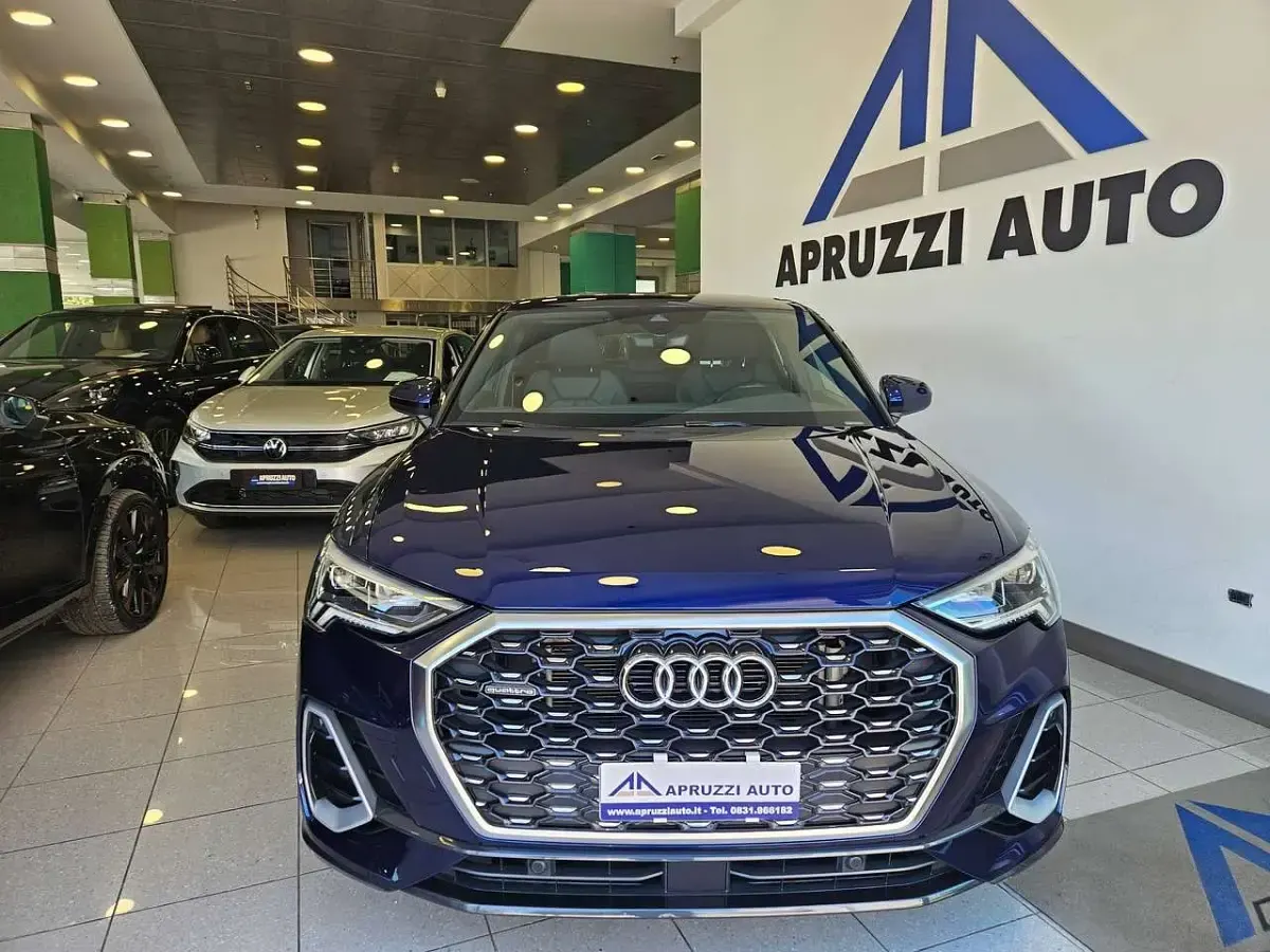 Usata Audi Q3 Sportback S-Line 200 CV (147 kW) 2022 Blu/azzurro SUV