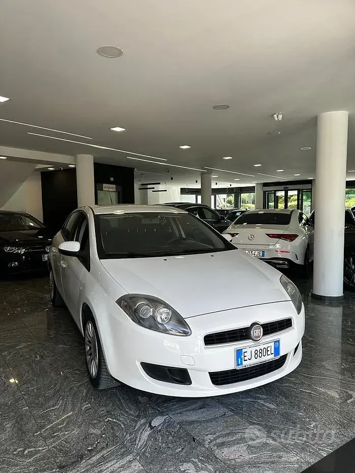 Usata Fiat Bravo Active 105 CV (77 kW) 2011 Bianco Utilitaria
