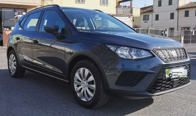 Usata Seat Arona XCELLENCE 90 CV (66 kW) 2020 Grigio SUV