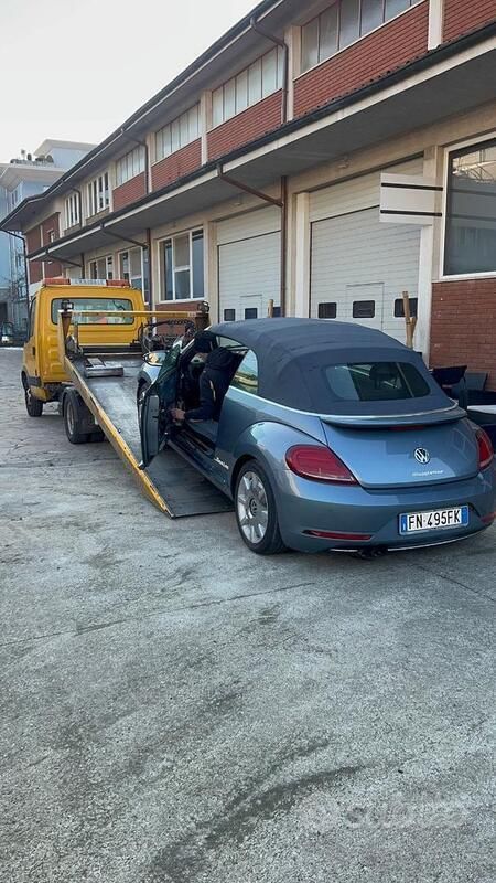 Usata 2016 VW Maggiolino Cabrio | 10.000 € - Immagine 1/4