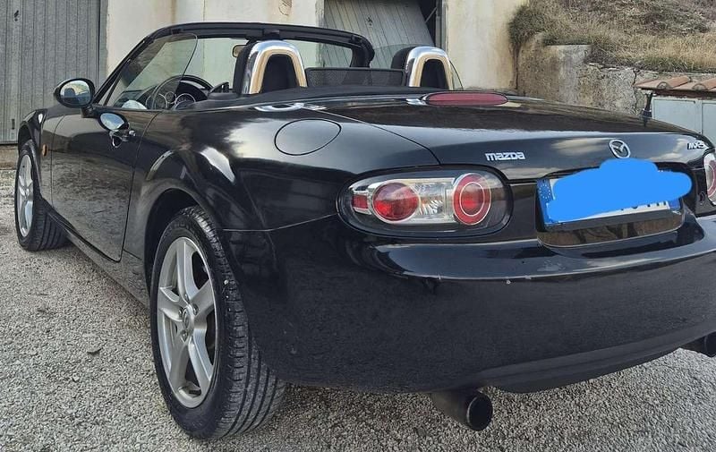 Usata Mazda MX5 126 CV (92 kW) 2006 Cabrio