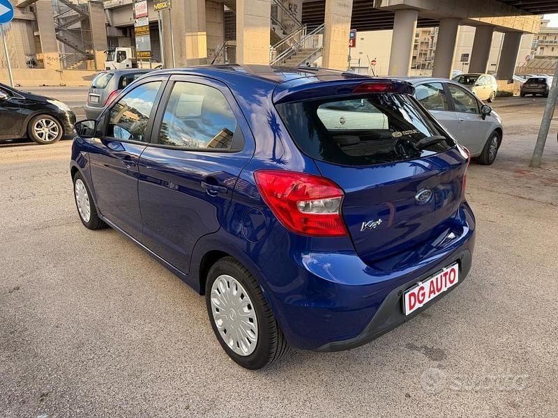 Usata Ford Ka Plus 86 CV (63 kW) 2016 Blu Utilitaria