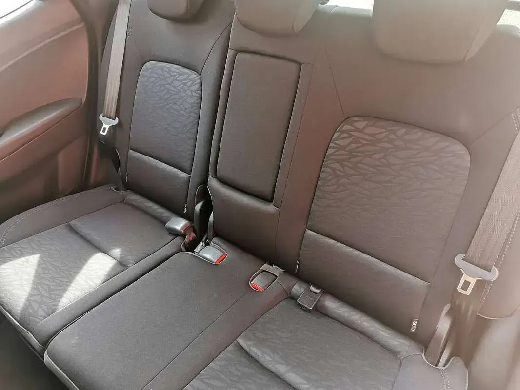 Usata Hyundai ix20 Xpossible 90 CV (66 kW) 2015 Nero Utilitaria