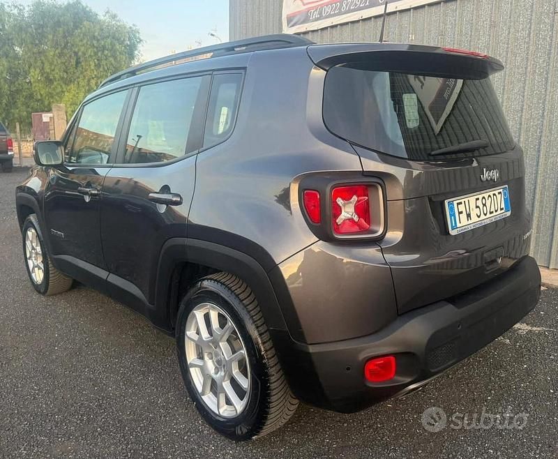 Usata Jeep Renegade Limited 120 CV (88 kW) 2019 Grigio SUV