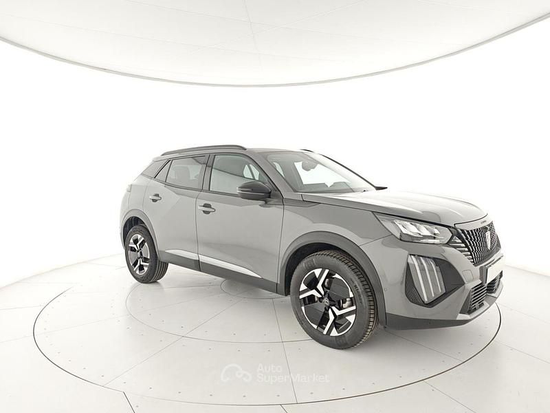 Usata Peugeot 2008 Allure 145 CV (106 kW) 2025 Grigio SUV