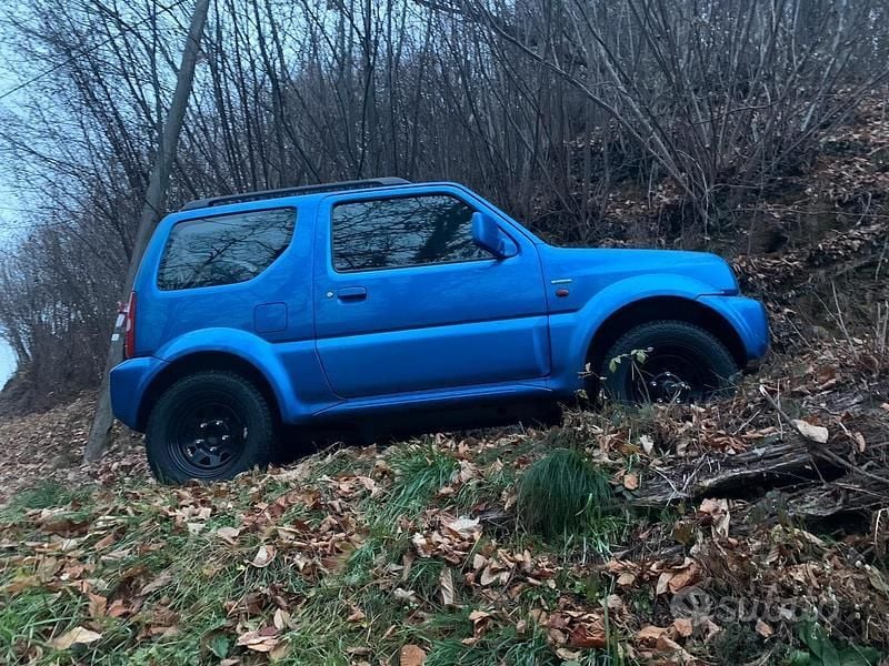 Usata 2002 Suzuki Jimny SUV | 7500 € (Ottimo prezzo) - Immagine 1/4