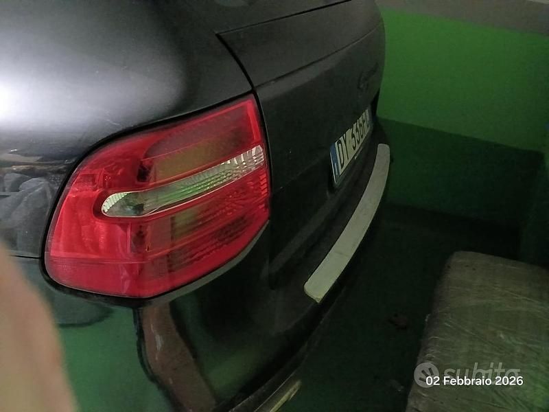 Usata Porsche Cayenne 239 CV (175 kW) 2009 Nero SUV