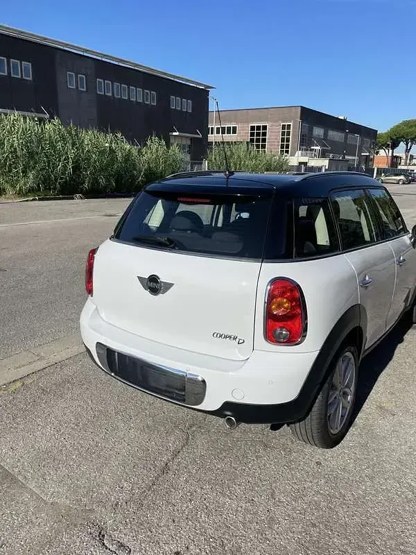 Usata Mini Cooper D Countryman 111 CV (81 kW) 2012 Nero SUV