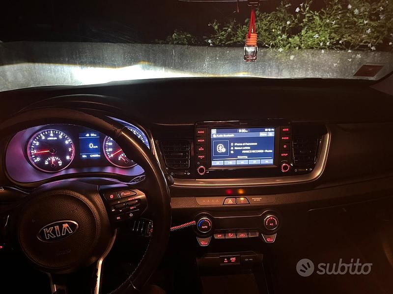 Usata Kia Stonic Turbo 120 CV (88 kW) 2018 Grigio SUV