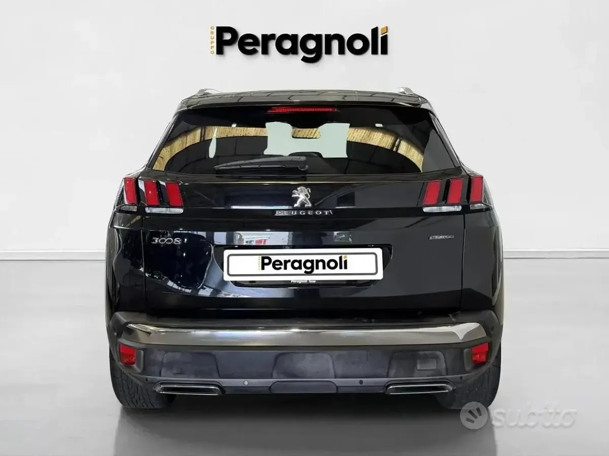 Usata Peugeot 3008 GT-line 120 CV (88 kW) 2017 Nero SUV