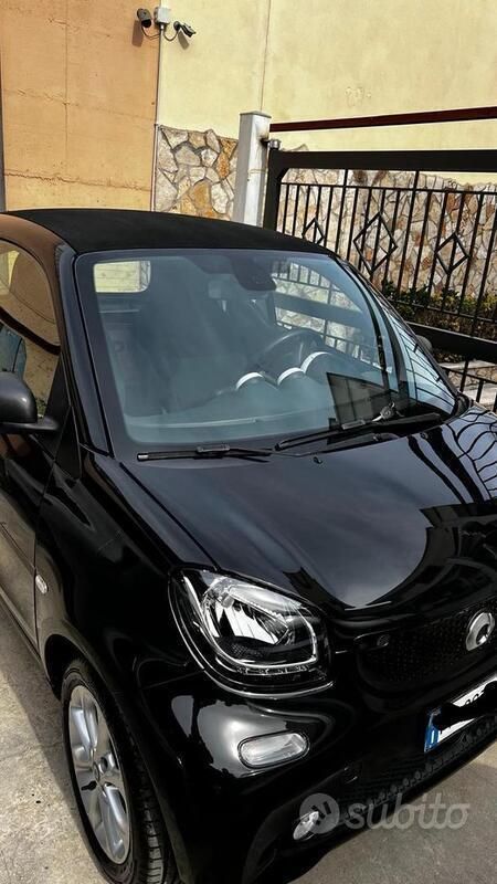 Usata Smart ForTwo Coupé 61 CV (44 kW) 2018 Nero Coupé