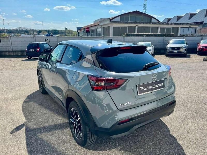 Usata Nissan Juke N-Connecta 114 CV (83 kW) 2025 Grigio SUV
