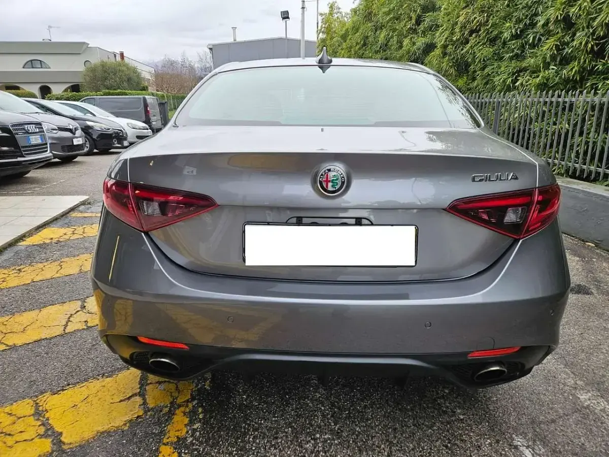 Usata Alfa Romeo Giulia Veloce 280 CV (205 kW) 2018 Grigio Berlina