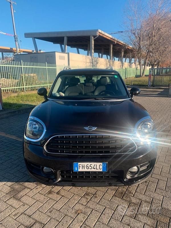 Nero Usata 2017 Mini Countryman SUV | 7200 € (Super prezzo) - Immagine 1/4
