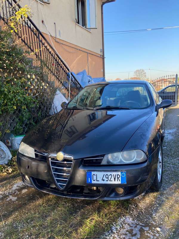 Usato 2004 Alfa Romeo 156 1.9 Diesel 140 CV (800 €)