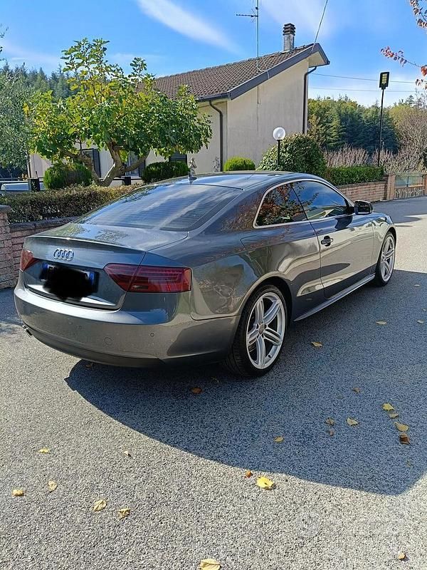 Usata Audi A5 S-Line 177 CV (130 kW) 2014 Grigio Coupé