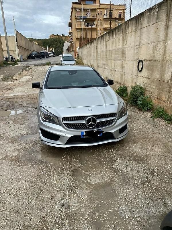 Usata Mercedes CLA220 170 CV (125 kW) 2014 Grigio Berlina