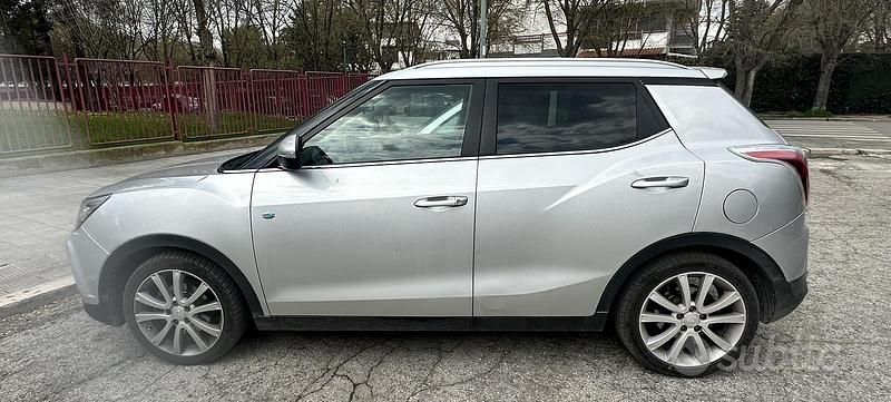 Usata Ssangyong (KGM) Tivoli 116 CV (85 kW) 2018 Grigio SUV