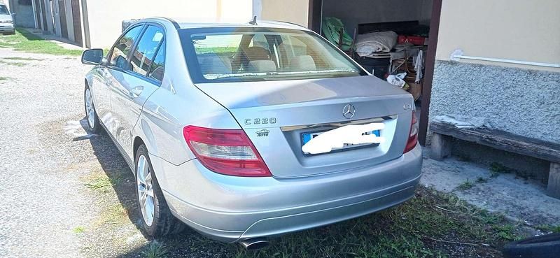 Usata Mercedes C220 Avantgarde 170 CV (125 kW) 2008 Berlina